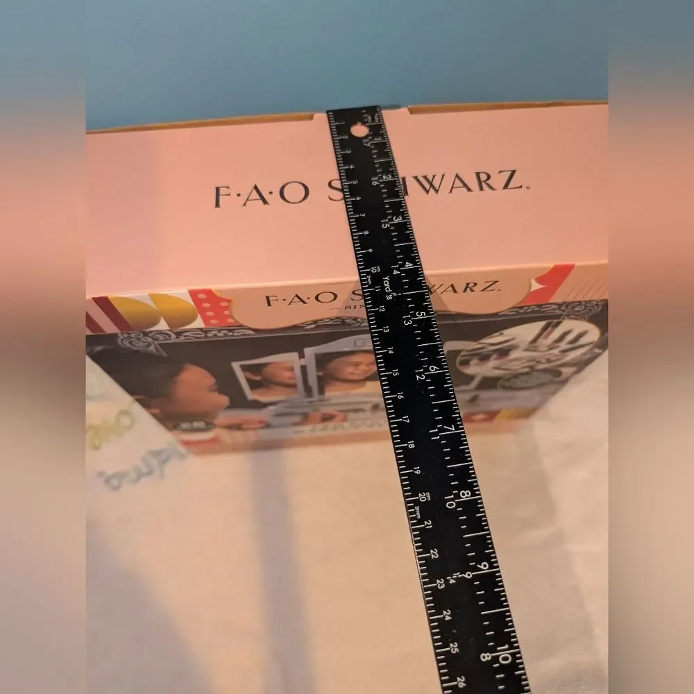 FAO Schwarz schwarz led